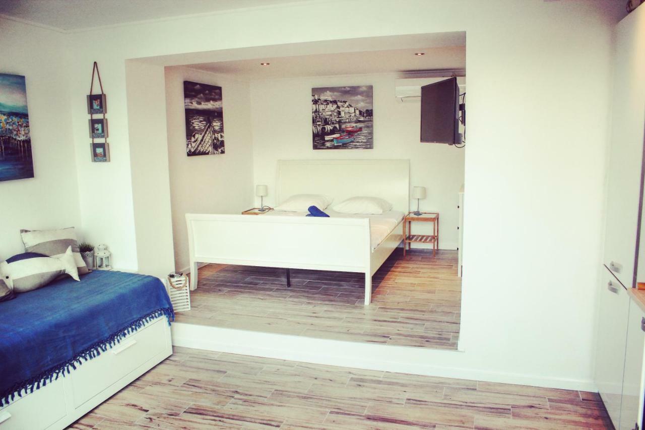 O Sole Apartment With Private Beach Donji Okrug  Ngoại thất bức ảnh