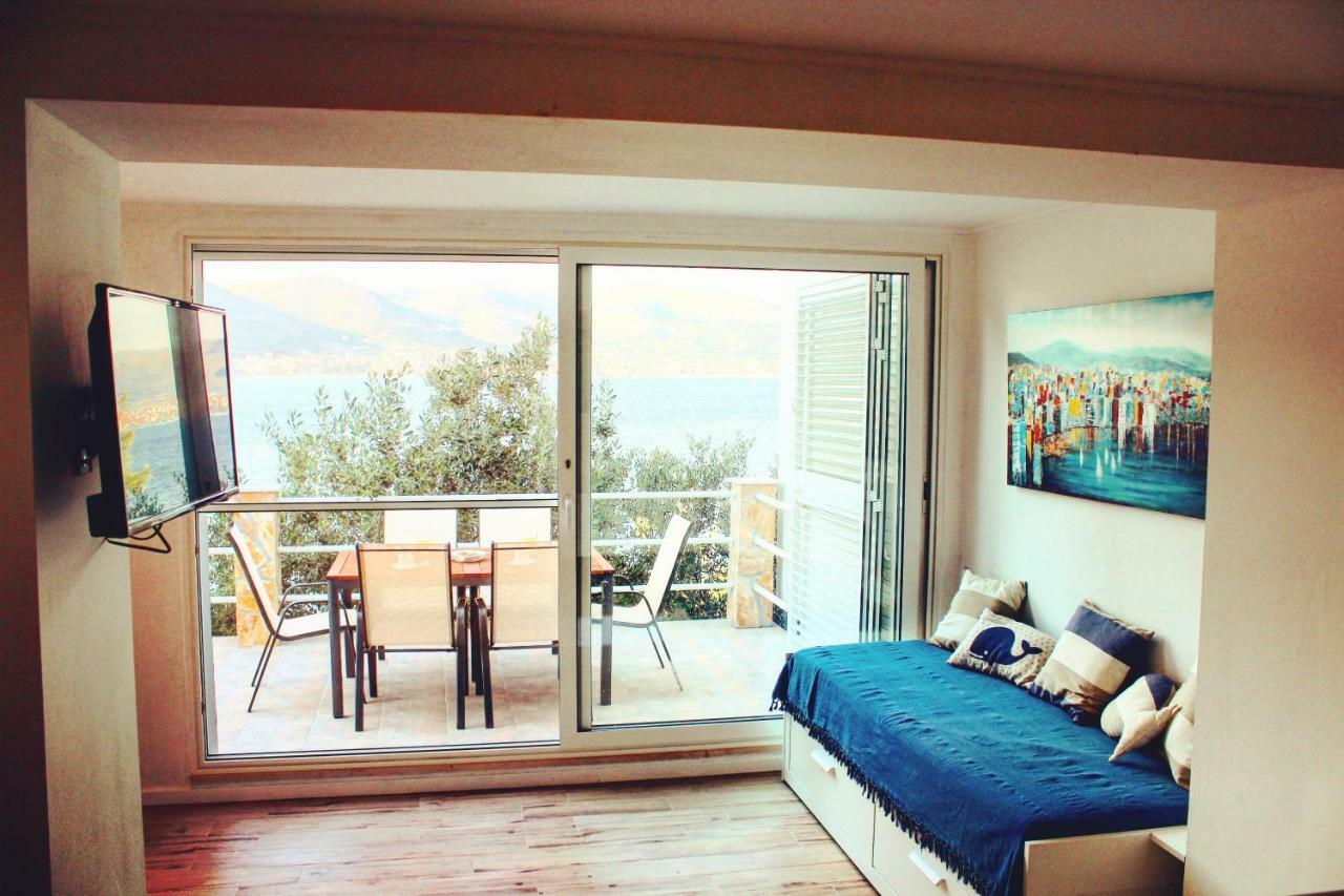 O Sole Apartment With Private Beach Donji Okrug  Ngoại thất bức ảnh